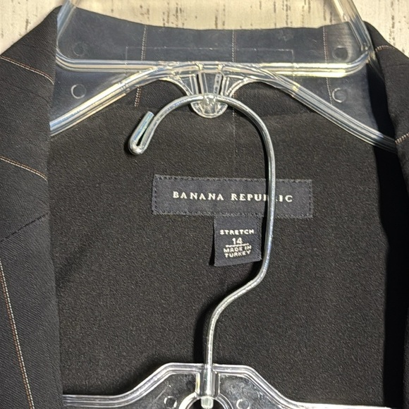 Banana Republic Black Pinstriped Blazer 14  & Pleated Business Skirt 12 Set - Picture 2 of 6